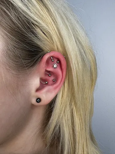 Sikora Piercing Studio